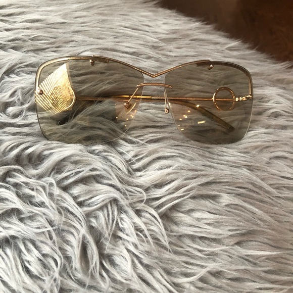Saint Laurent Sunglasses - Picture 1 of 4